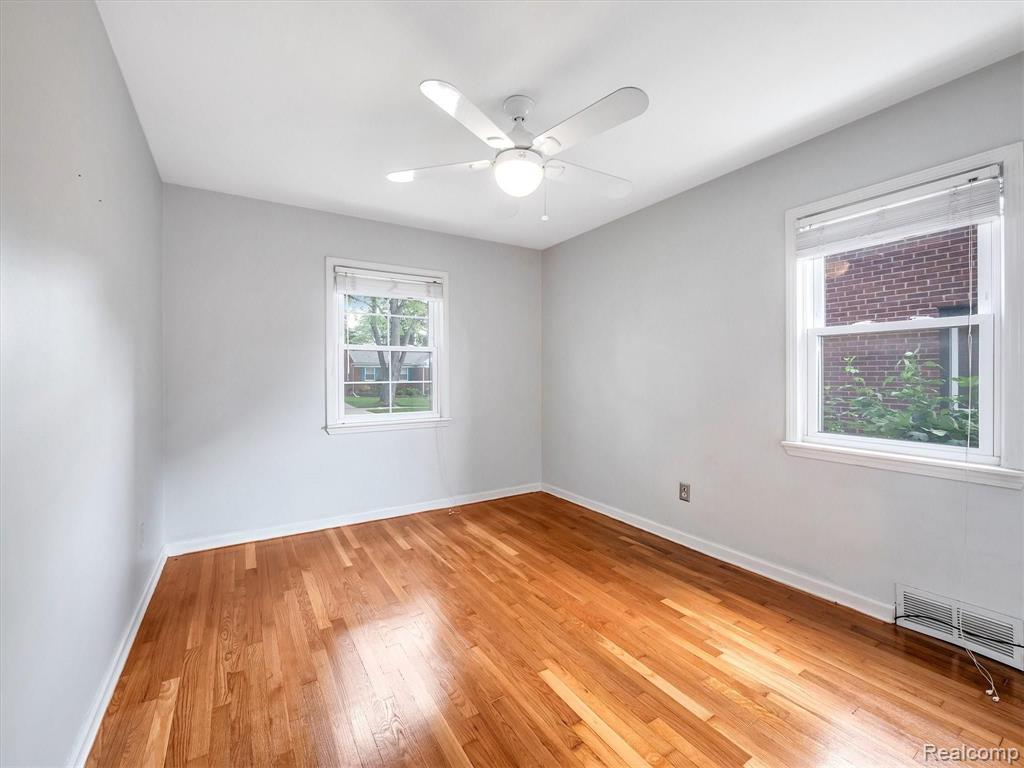 2736 Pembroke Road Birmingham, MI 48009 - Photo 19 of 36