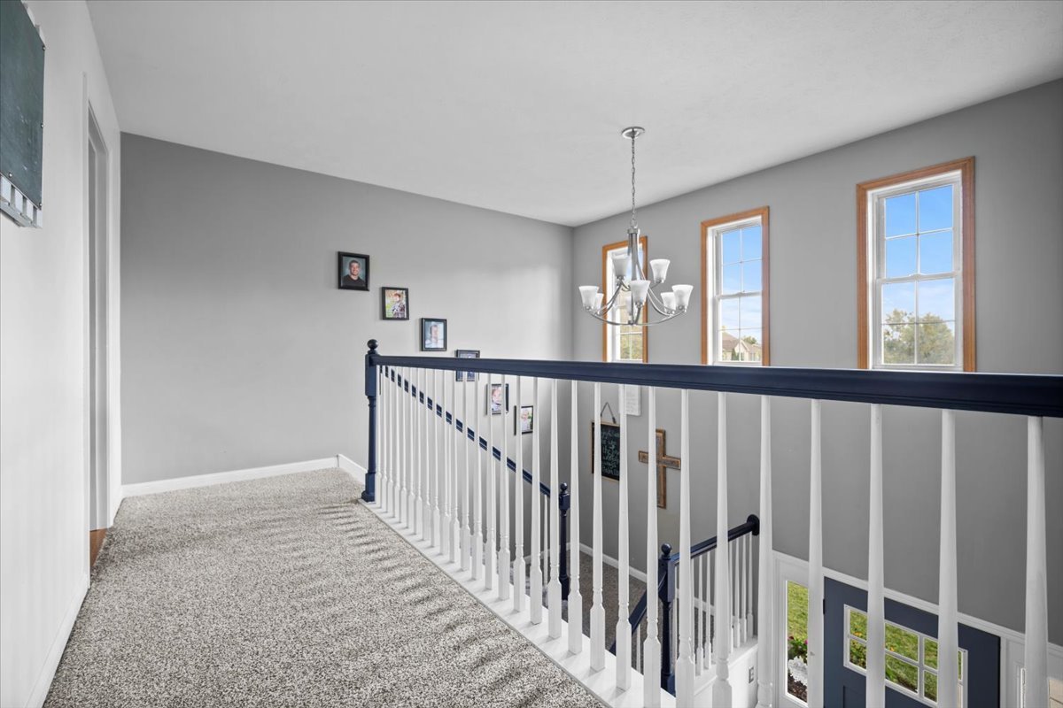 1318 Shannon Road Normal, IL 61761 - Photo 27 of 40 a view of a hallway with windows
