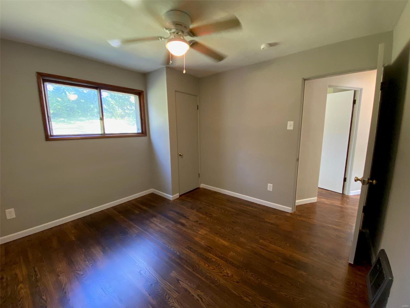 3011 Ridgeway Avenue St. Louis, MO 63114 - Photo 15 of 47 Gallery Image 15