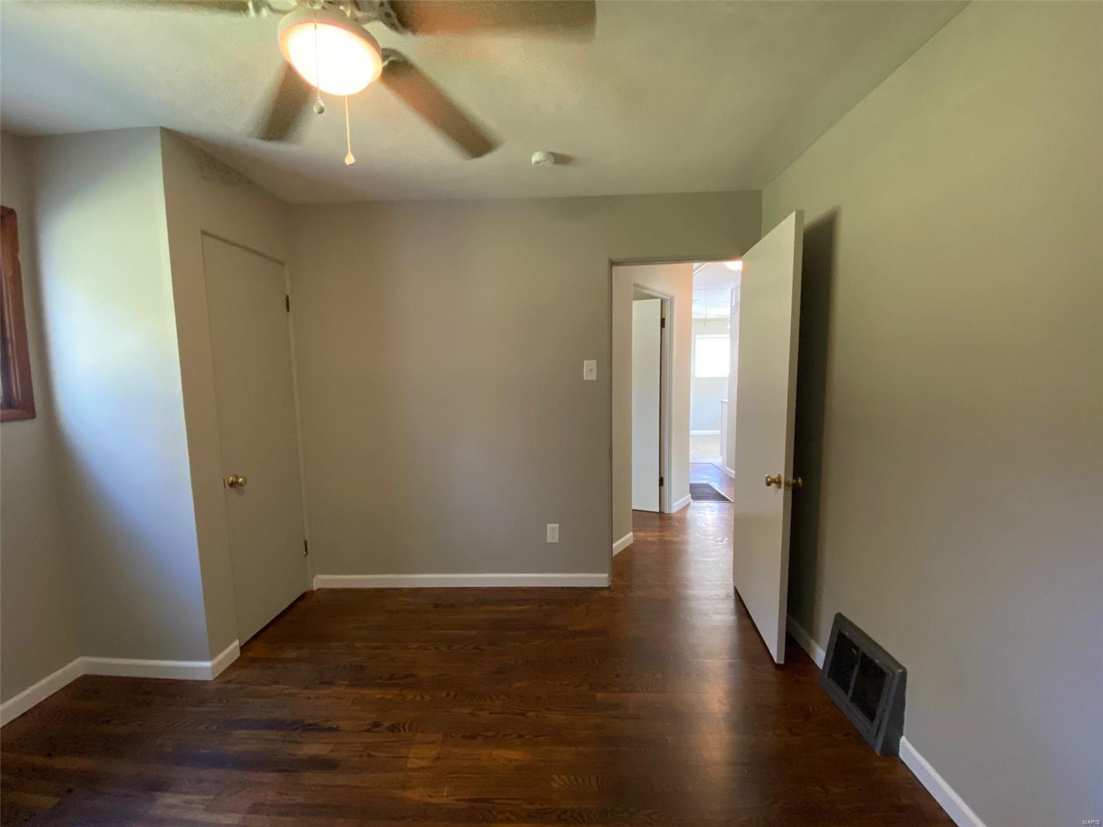 3011 Ridgeway Avenue St. Louis, MO 63114 - Photo 16 of 47 Gallery Image 16