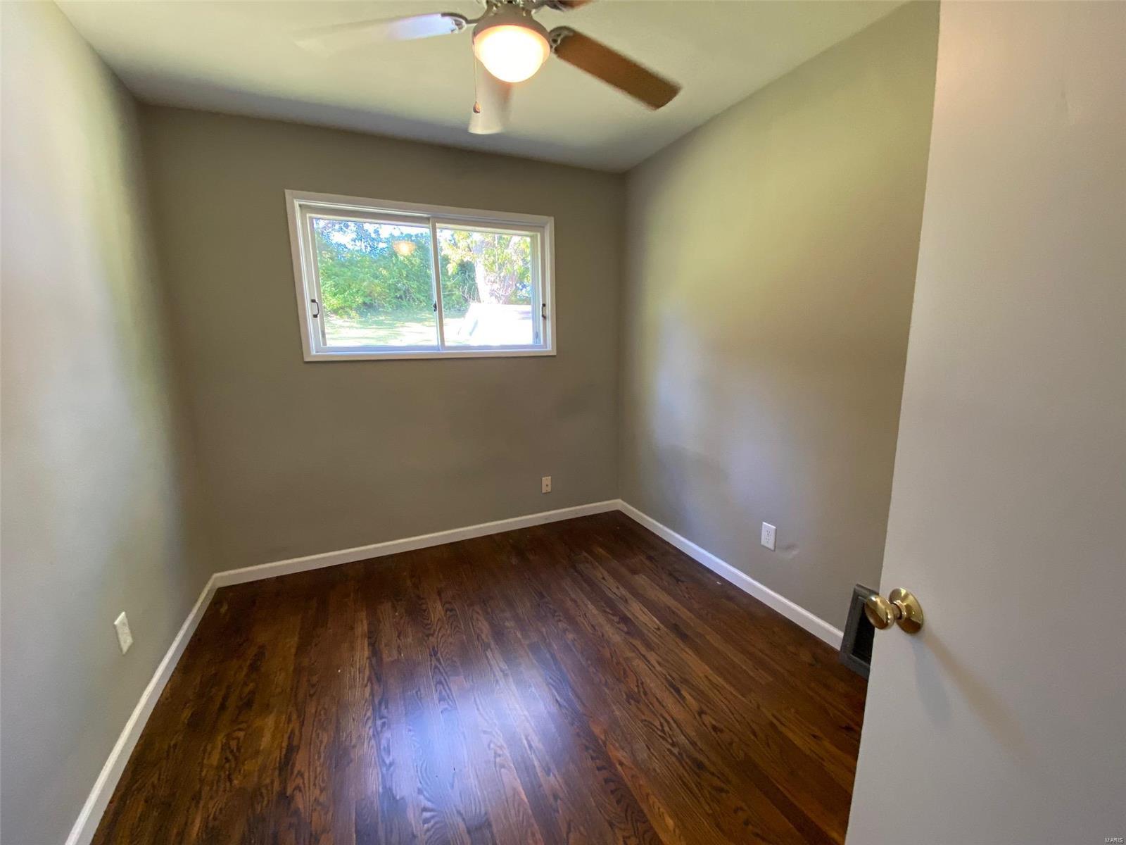 3011 Ridgeway Avenue St. Louis, MO 63114 - Photo 17 of 47 Gallery Image 17