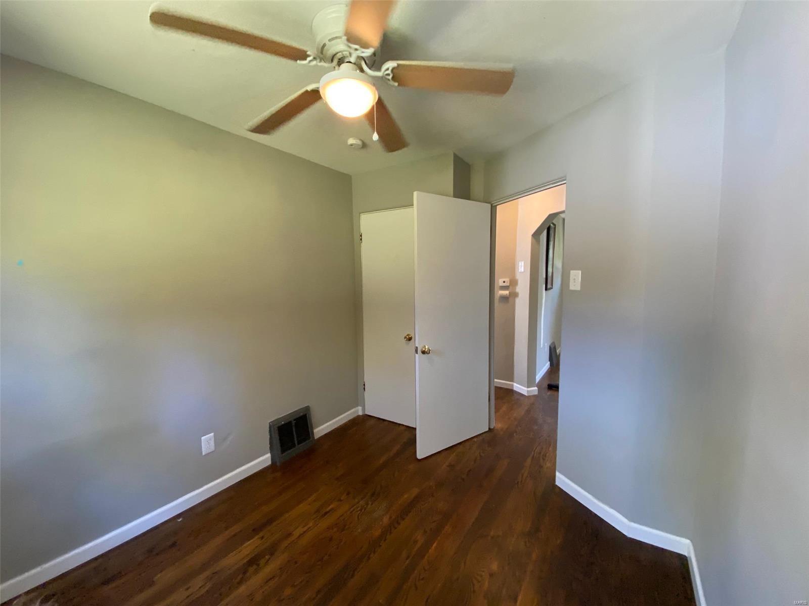 3011 Ridgeway Avenue St. Louis, MO 63114 - Photo 18 of 47 Gallery Image 18