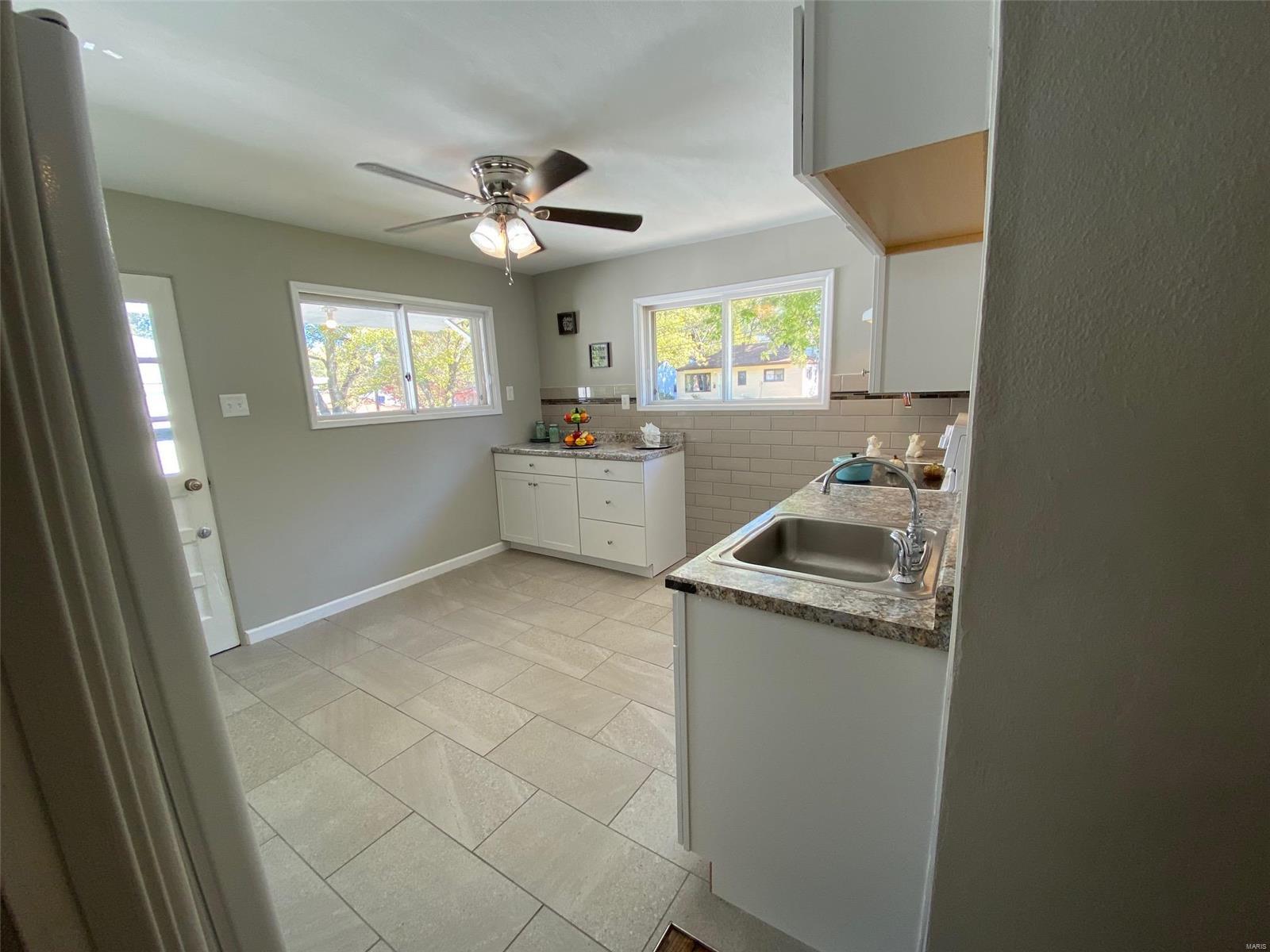 3011 Ridgeway Avenue St. Louis, MO 63114 - Photo 25 of 47 Gallery Image 25