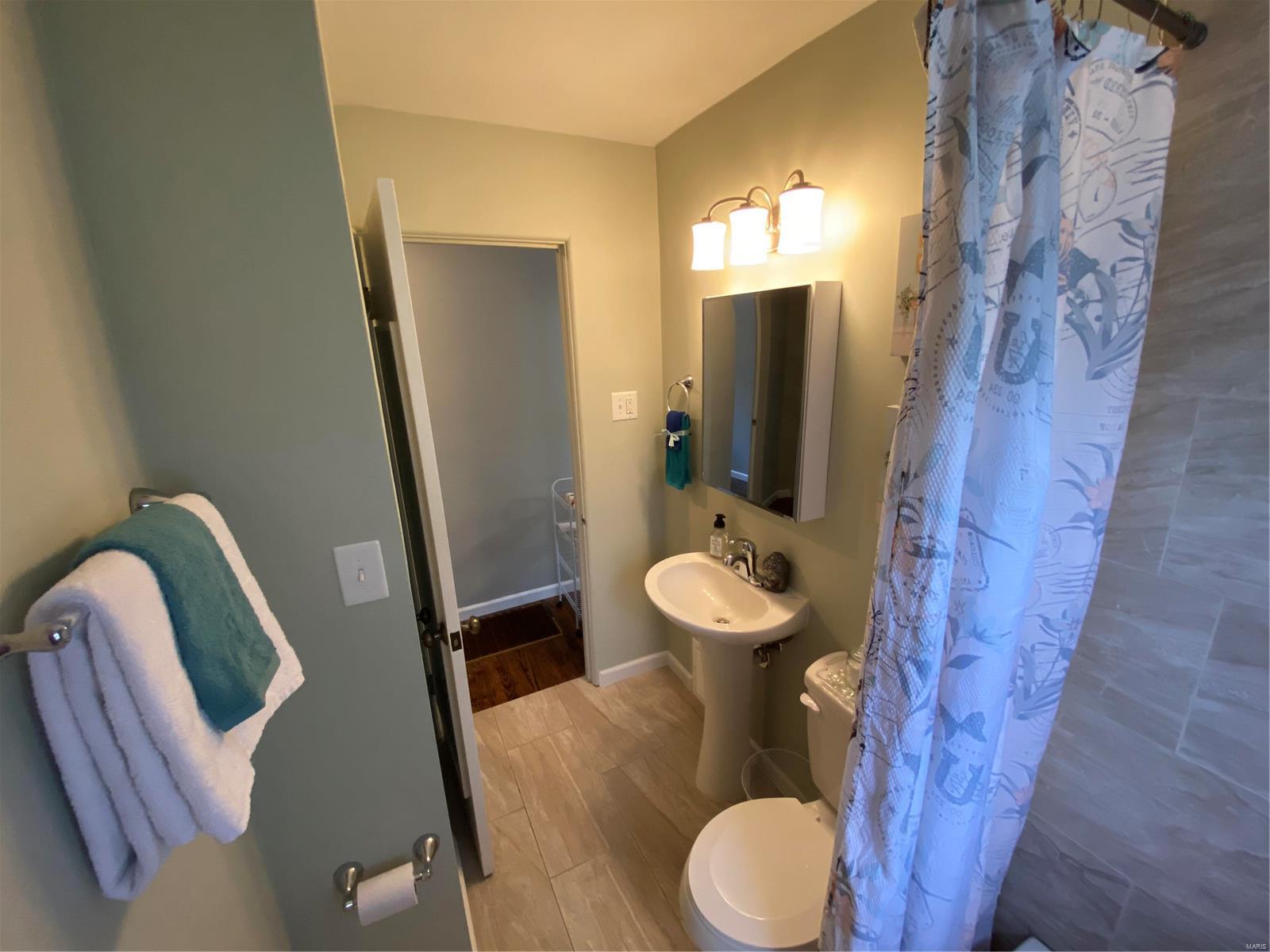 3011 Ridgeway Avenue St. Louis, MO 63114 - Photo 35 of 47 Gallery Image 35