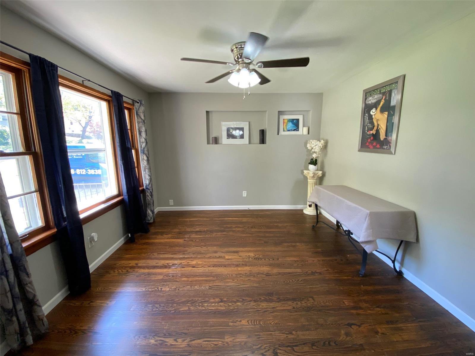 3011 Ridgeway Avenue St. Louis, MO 63114 - Photo 7 of 47 Gallery Image 7