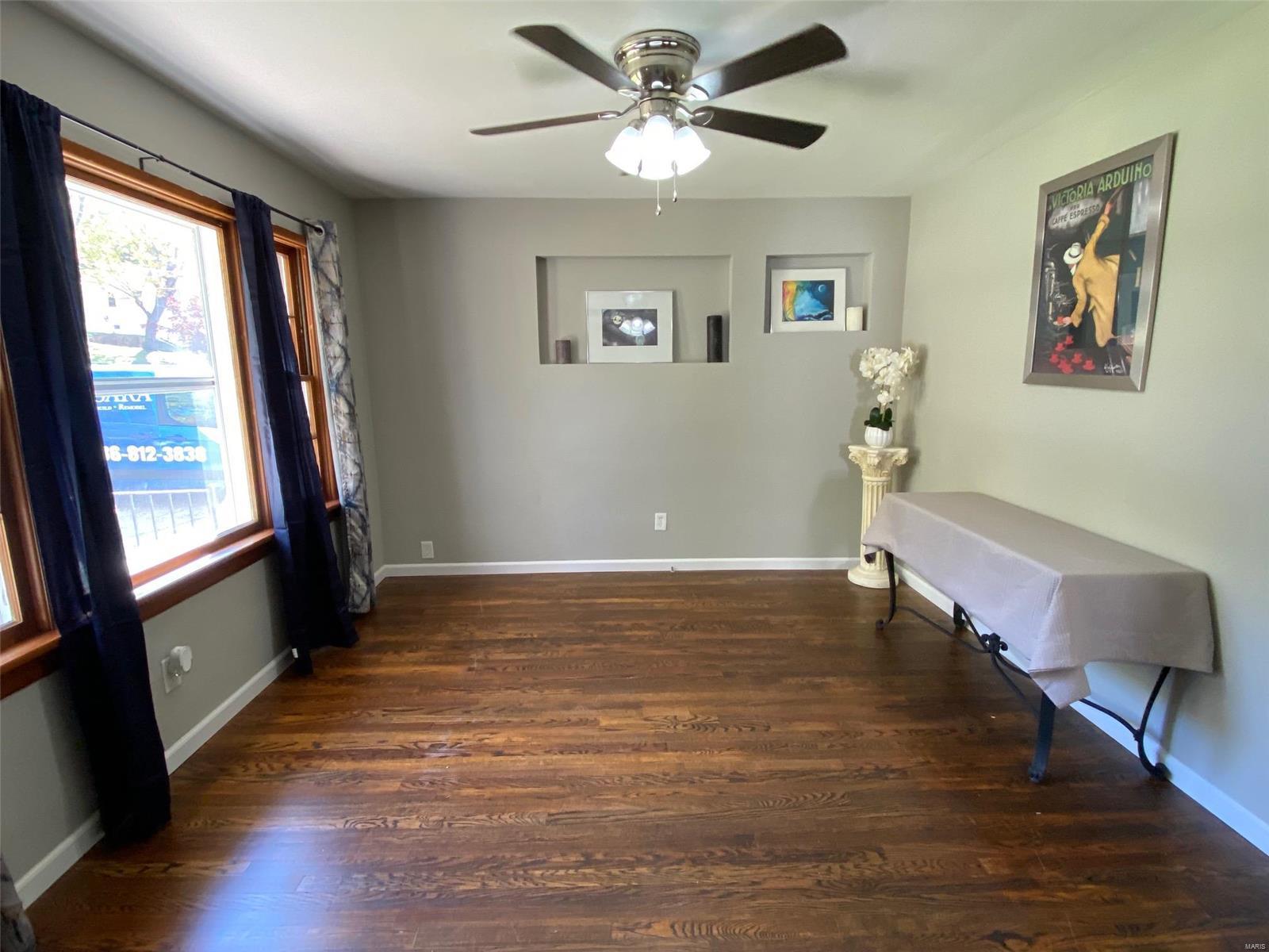 3011 Ridgeway Avenue St. Louis, MO 63114 - Photo 8 of 47 Gallery Image 8