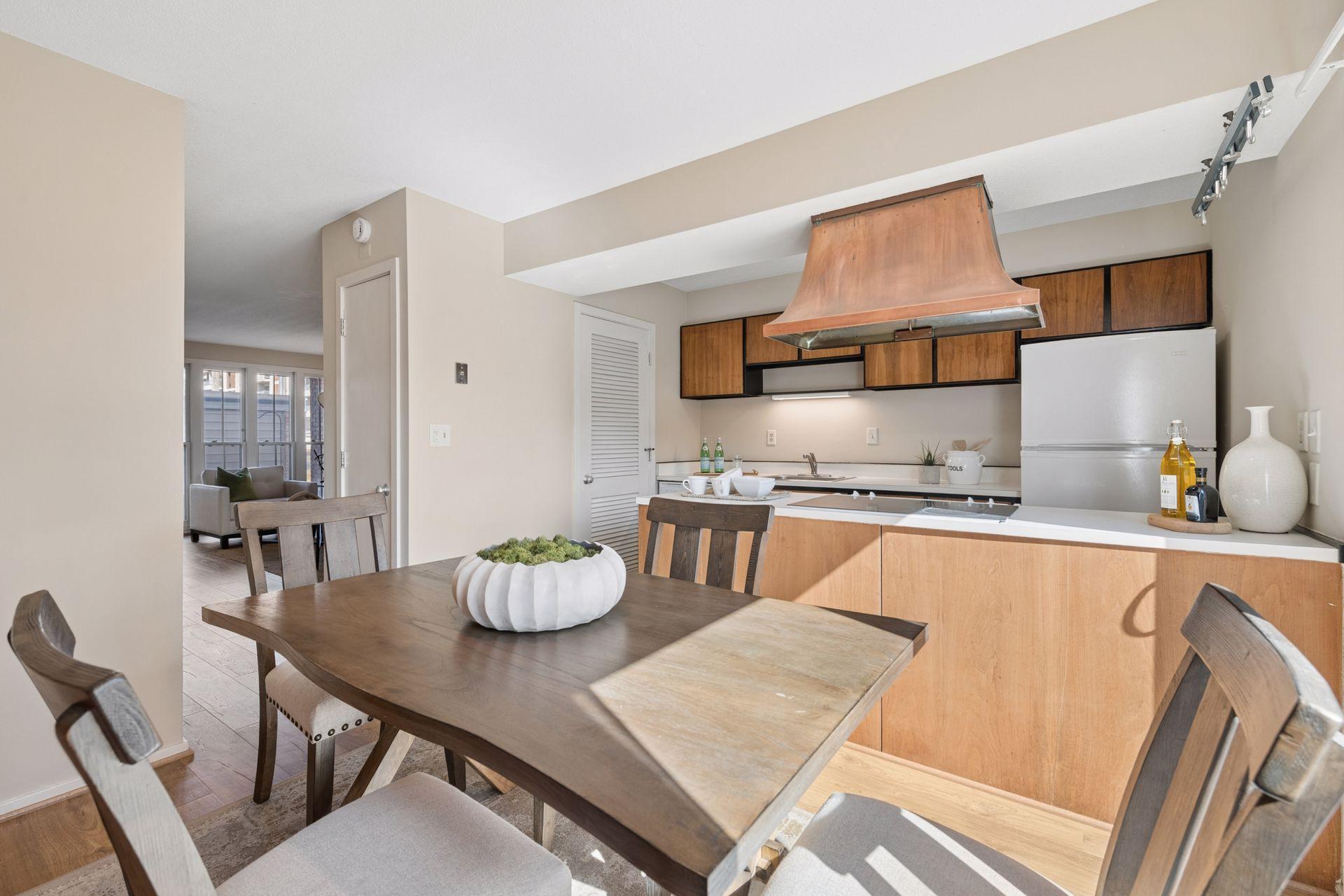 6433 Barrie Road Edina, MN 55435 - Photo 12 of 32