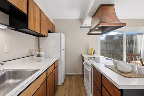 $238,000 | 6433 Barrie Road, Edina, MN 55435