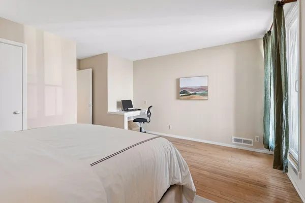 $238,000 | 6433 Barrie Road, Edina, MN 55435