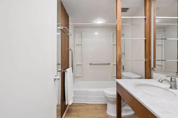 $238,000 | 6433 Barrie Road, Edina, MN 55435