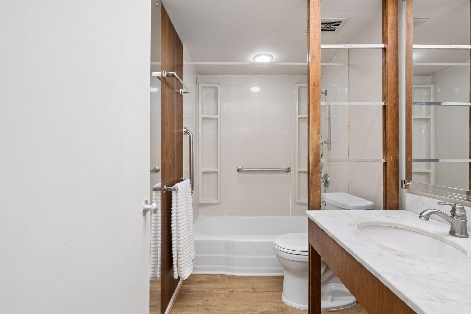 6433 Barrie Road Edina, MN 55435 - Photo 24 of 32