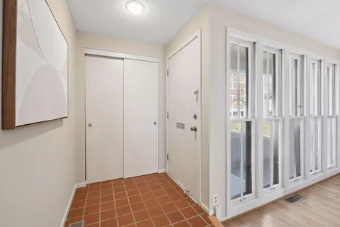 $238,000 | 6433 Barrie Road, Edina, MN 55435