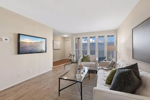 $238,000 | 6433 Barrie Road, Edina, MN 55435