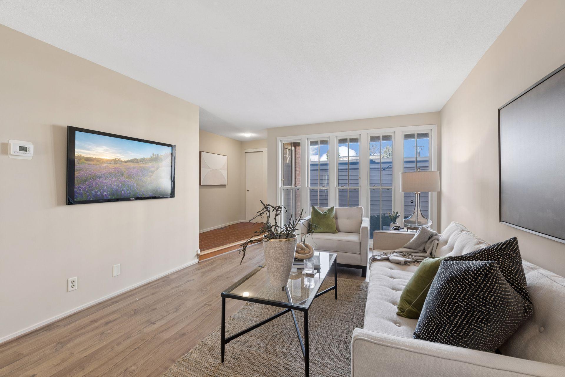 6433 Barrie Road Edina, MN 55435 - Photo 9 of 32