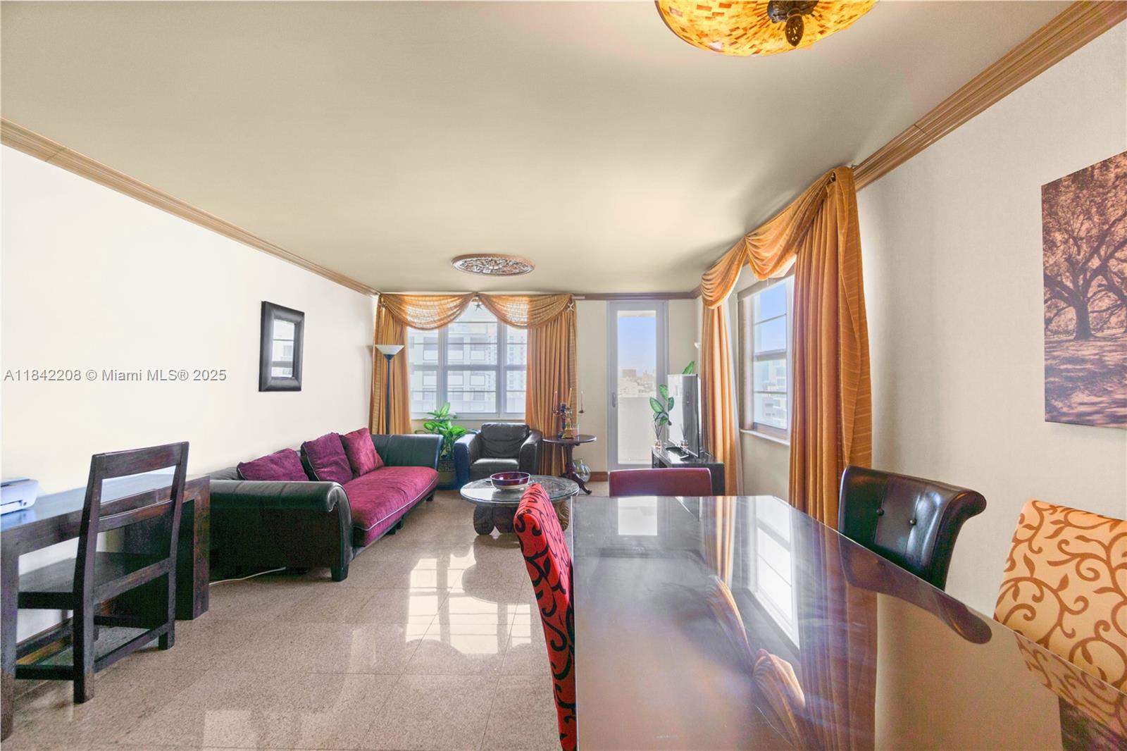 100 Lincoln Road, Unit 811 Miami Beach, FL 33139 - Photo 8 of 25