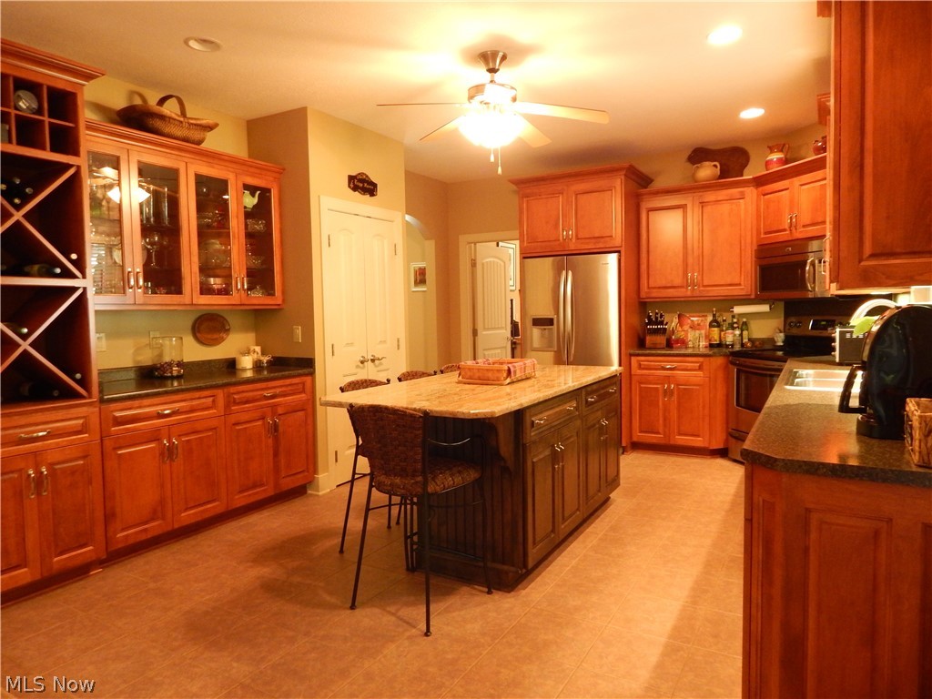 10907 Darrow Road Vermilion, OH 44089 - Photo 14 of 35