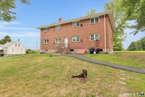 $1,600 | 63 Maynard Street, Middletown, CT 06457