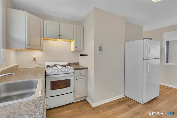 $1,600 | 63 Maynard Street, Middletown, CT 06457