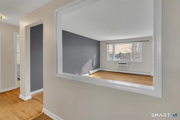 $1,600 | 63 Maynard Street, Middletown, CT 06457