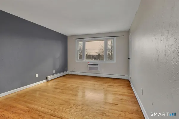 $1,600 | 63 Maynard Street, Middletown, CT 06457