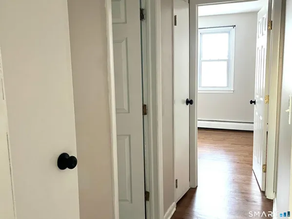 $1,600 | 63 Maynard Street, Middletown, CT 06457