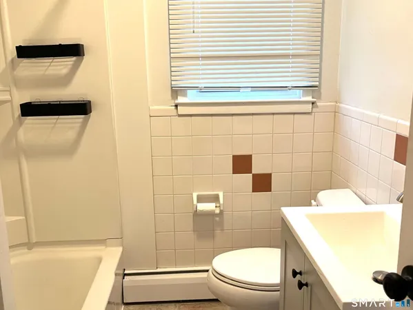 $1,600 | 63 Maynard Street, Middletown, CT 06457