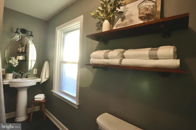 $279,000 | 44 Fairview Avenue, Lancaster, PA 17603