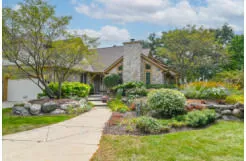 $799,900 | N19-w22081 Foxview Court, Unit 2B, Waukesha, WI 53186