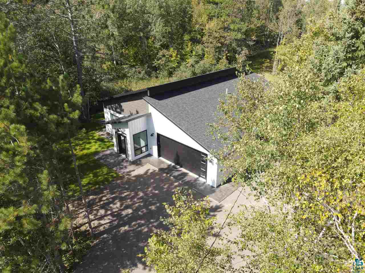 4257 Martin Road Duluth, MN 55803 - Photo 3 of 19
