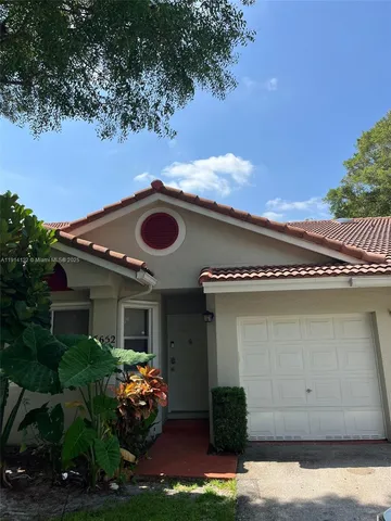 $395,000 | 7652 Pinewalk Drive South, Unit 139, Margate, FL 33063