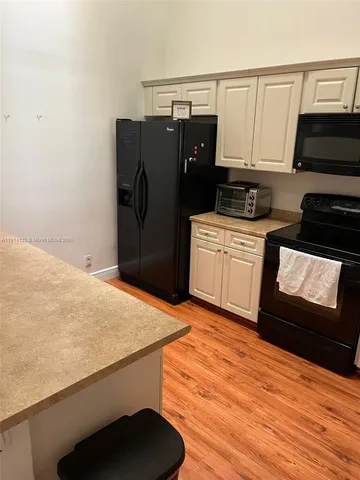 $395,000 | 7652 Pinewalk Drive South, Unit 139, Margate, FL 33063