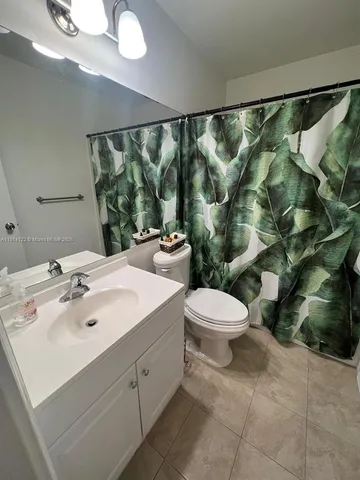 $395,000 | 7652 Pinewalk Drive South, Unit 139, Margate, FL 33063