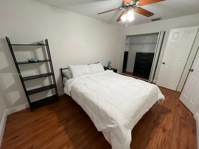 $395,000 | 7652 Pinewalk Drive South, Unit 139, Margate, FL 33063