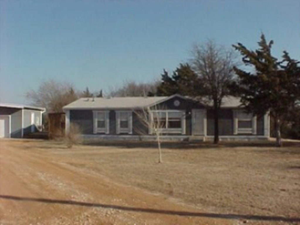 10831 Frontier Perry, OK 73077 - Photo 1 of 1 Gallery Image 1