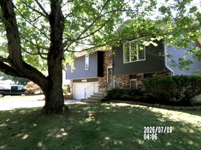 3593 North Dove Drive Decatur, IL 62526 - Photo 2 of 36 Gallery Image 2