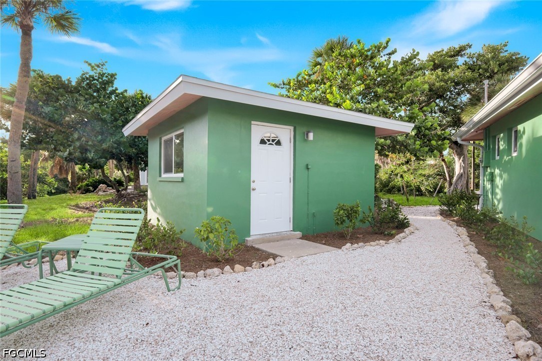 969 Fish Crow Road Sanibel, FL 33957 - Photo 10 of 34 Gallery Image 10