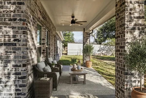 $269,999 | 2950 Gulf Avenue, Beaumont, TX 77703