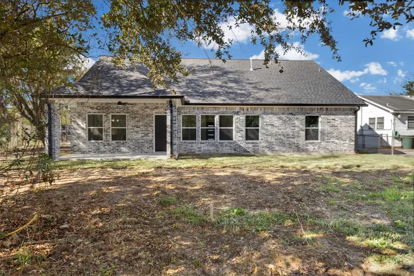 $269,999 | 2950 Gulf Avenue, Beaumont, TX 77703