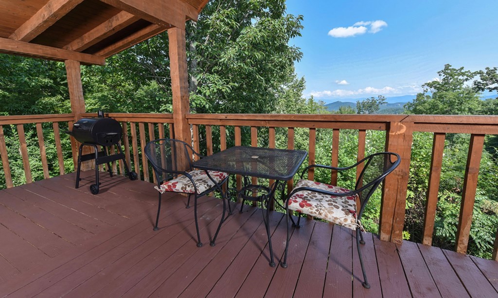 2112 Memory Way Sevierville, TN 37876 - Photo 9 of 20 Gallery Image 9