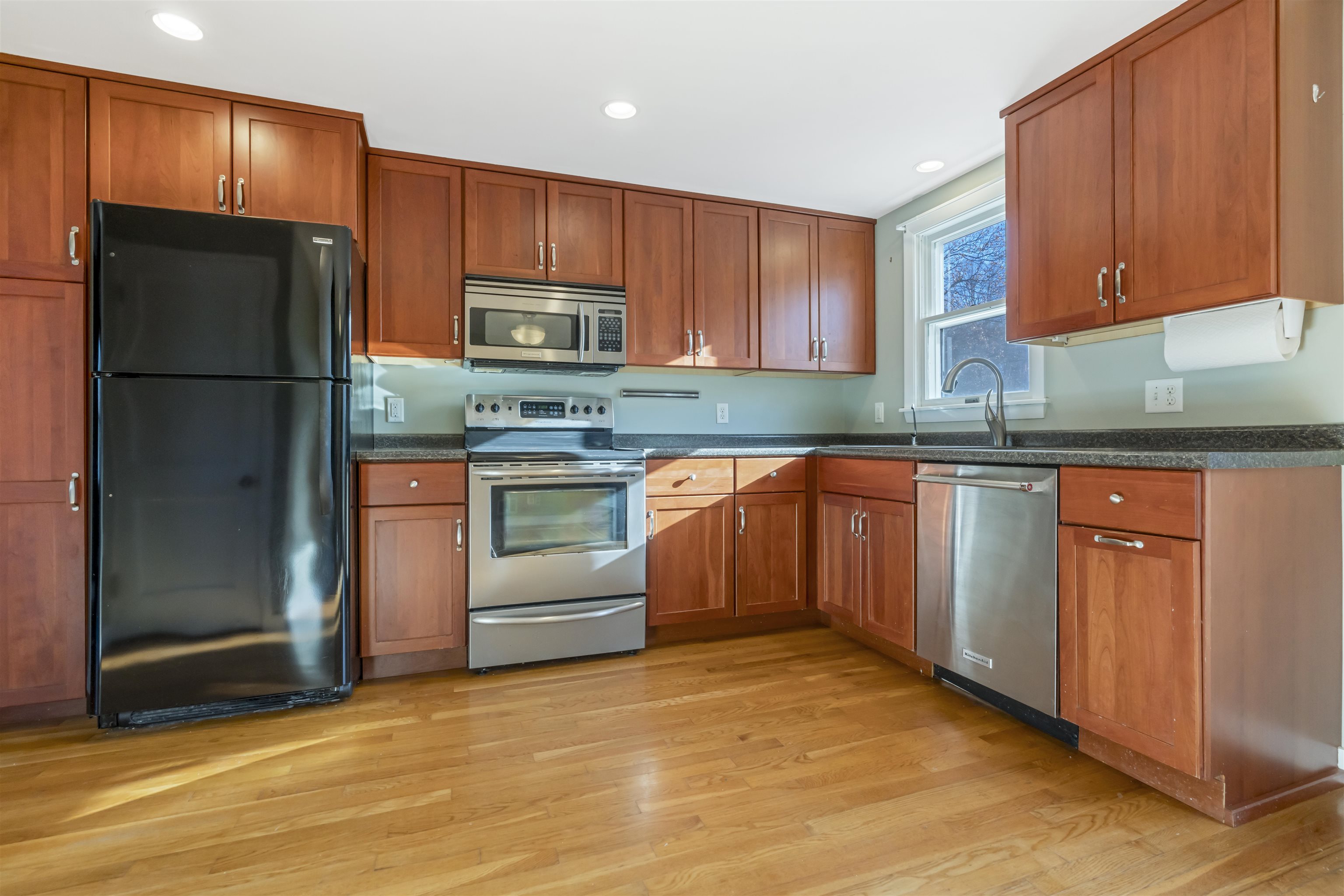 166 Decatur Road Portsmouth, NH 03801 - Photo 17 of 52