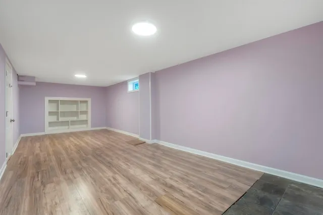 $599,900 | 166 Decatur Road, Portsmouth, NH 03801