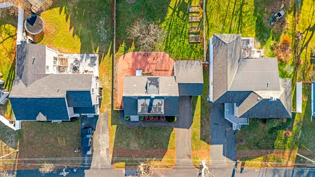 $599,900 | 166 Decatur Road, Portsmouth, NH 03801