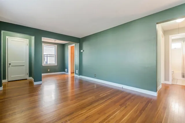 $599,900 | 166 Decatur Road, Portsmouth, NH 03801