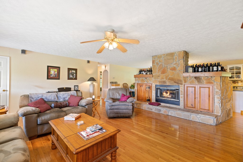 1451 Eagle Mountain Road Hiawassee, GA 30546 - Photo 13 of 55