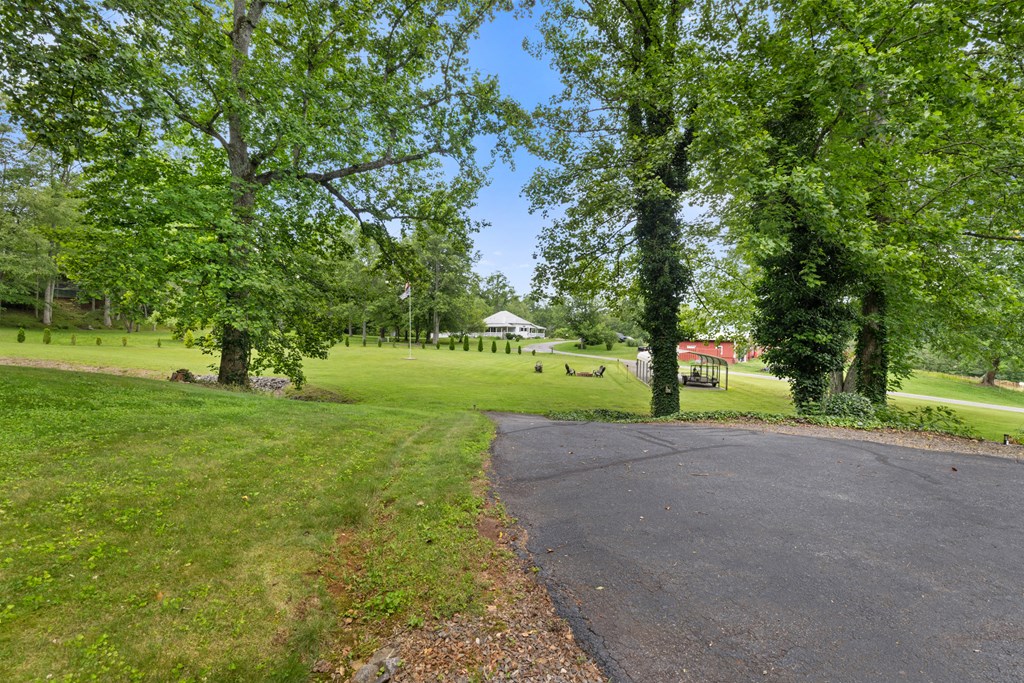 1451 Eagle Mountain Road Hiawassee, GA 30546 - Photo 44 of 55