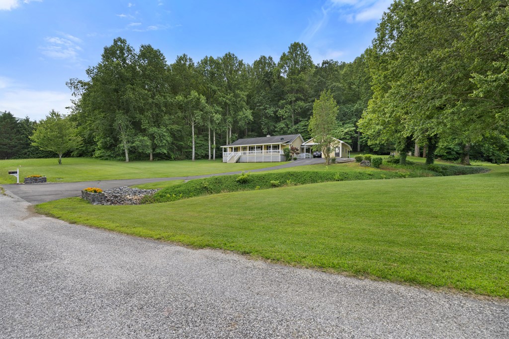 1451 Eagle Mountain Road Hiawassee, GA 30546 - Photo 7 of 55