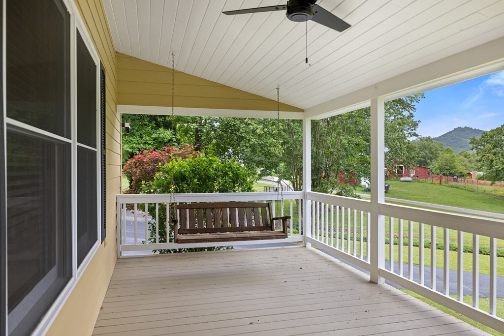 1451 Eagle Mountain Road Hiawassee, GA 30546 - Photo 9 of 55
