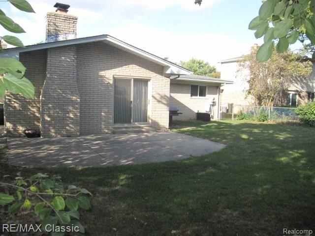 42957 Versailles Road Canton, MI 48187 - Photo 25 of 25 IMG_1044.JPG