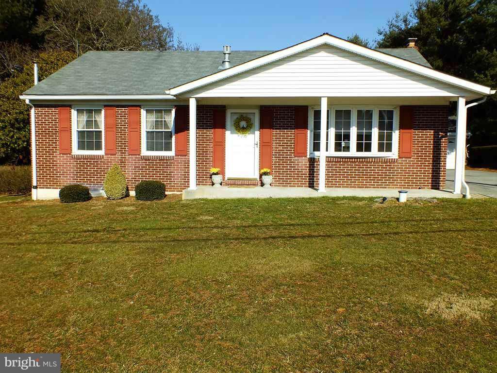 18621 Falls Road Hampstead, MD 21074 - Photo 1 of 24 Exterior (Front)