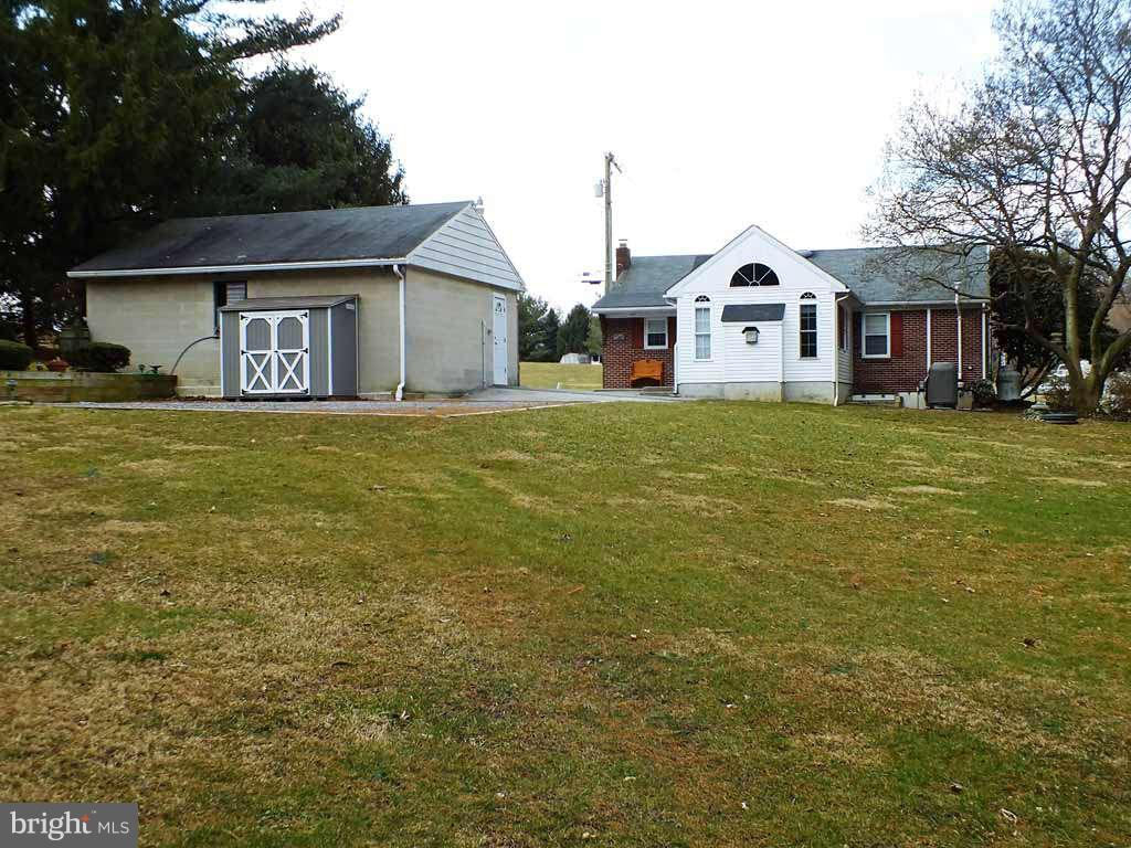 18621 Falls Road Hampstead, MD 21074 - Photo 22 of 24 Exterior (Rear)